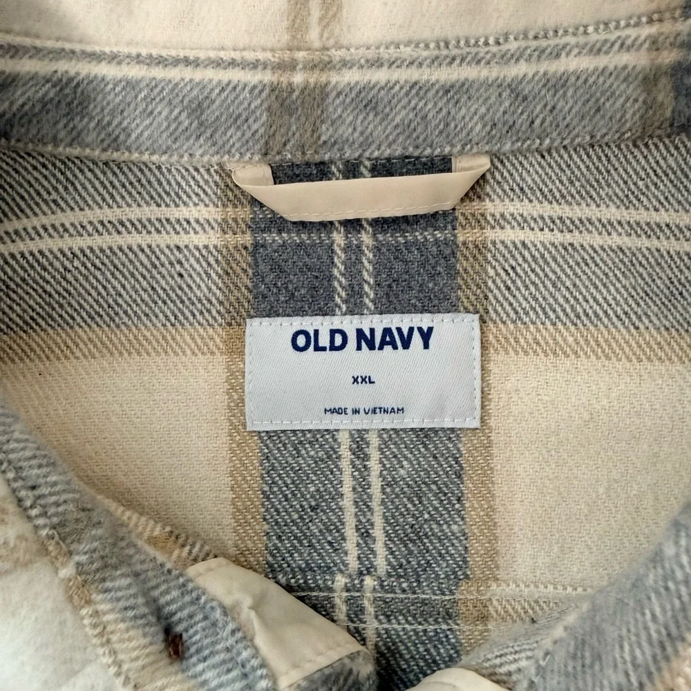 Old Navy Soft Brushed Plaid Shacket Cream & Gray Oversized Jacket XXlarge Men’s
